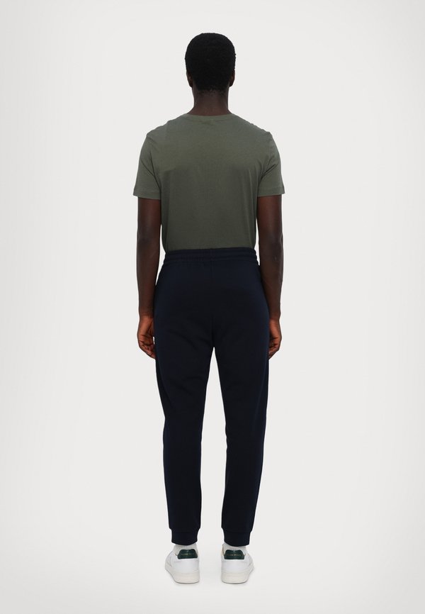EA7 Emporio Armani