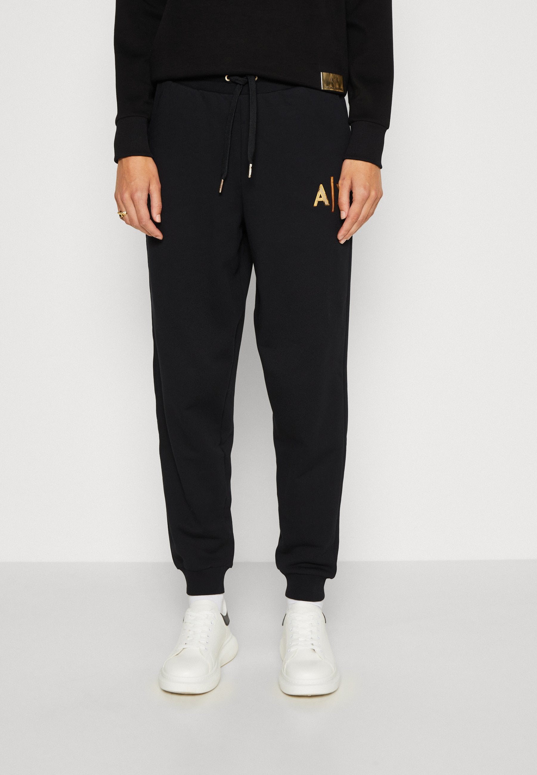 TROUSER Media 3