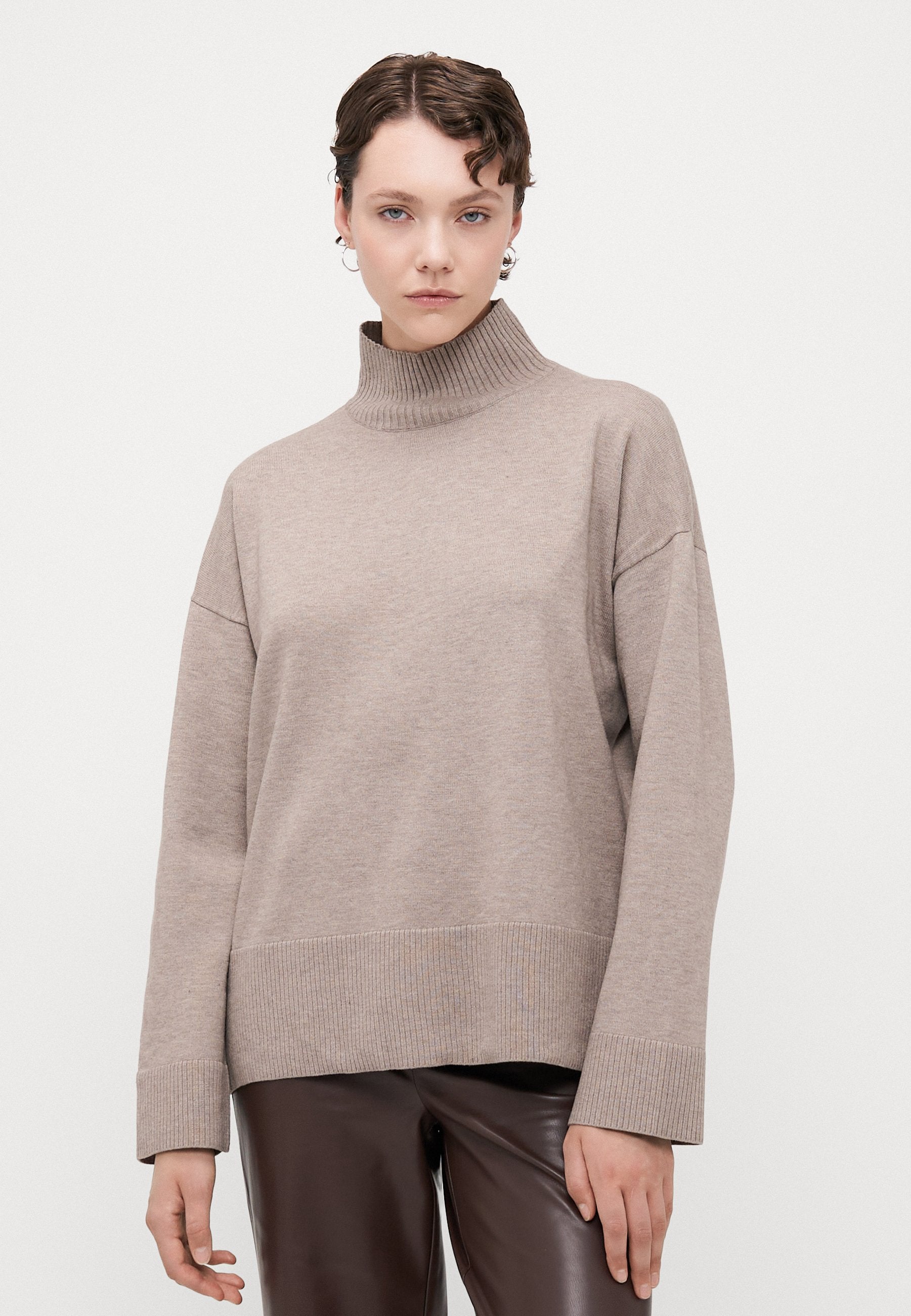 ONLCOCO LIFE HIGH NECK Media 3