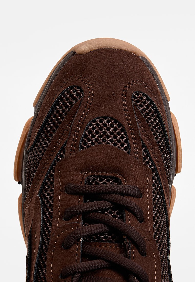 Steve Madden JPOSSESSION