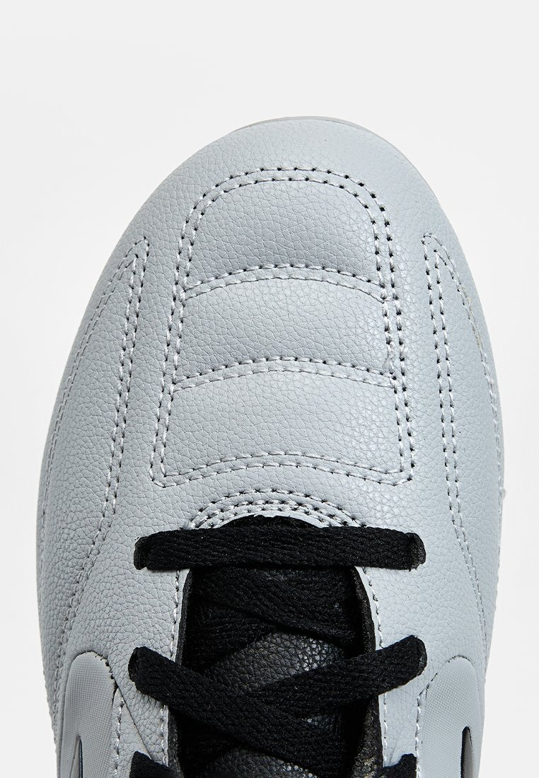 Umbro CLASSICO XIII