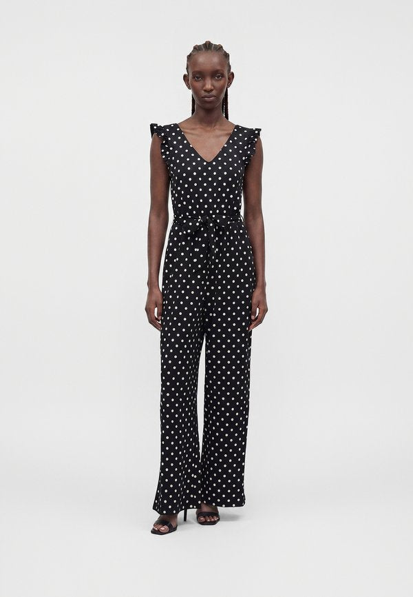 ONLY ONLTINA - Jumpsuit - black/cloud dancer