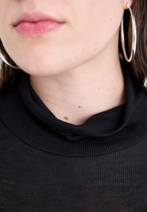 Even&Odd ADAPTIVE TURTLE NECK