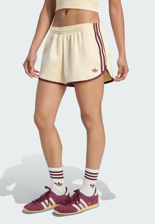 adidas Originals Shorts - warm vanilla   maroon
