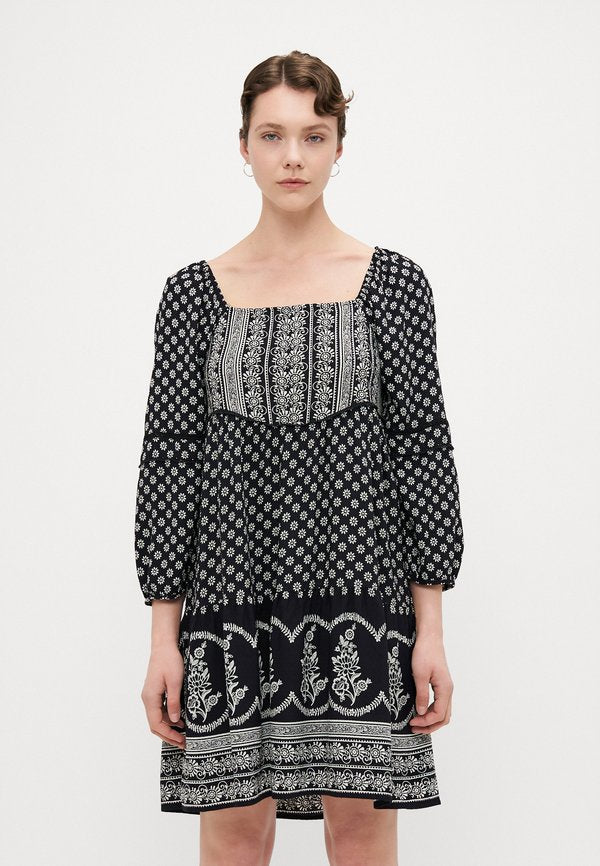 Vero Moda Tall VMSIMI SAVANNA 3/4 DRESS