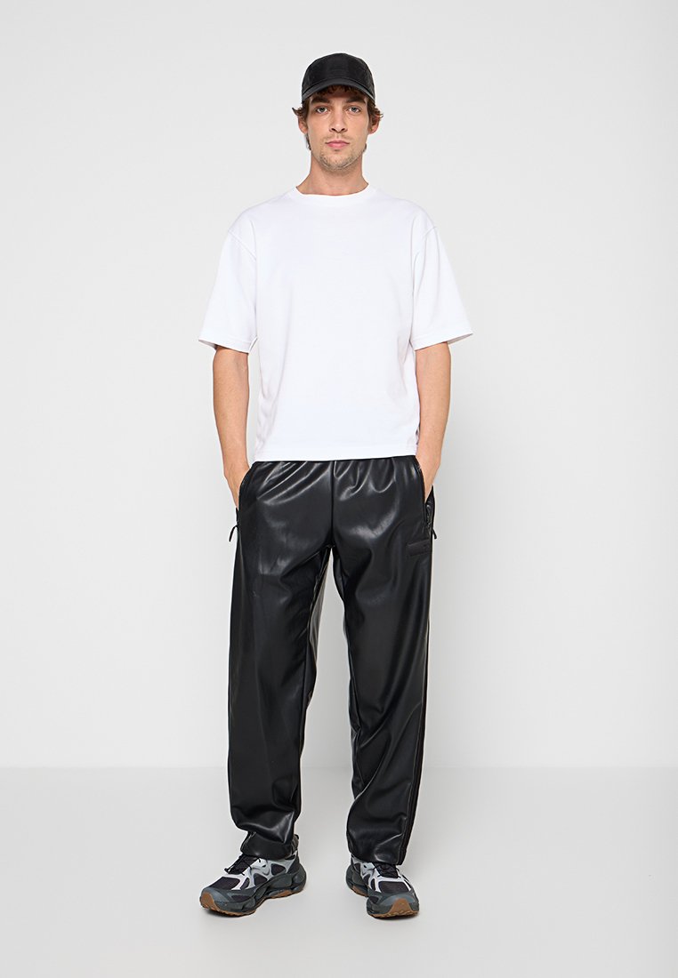 EA7 Emporio Armani Stoffhose Media 4