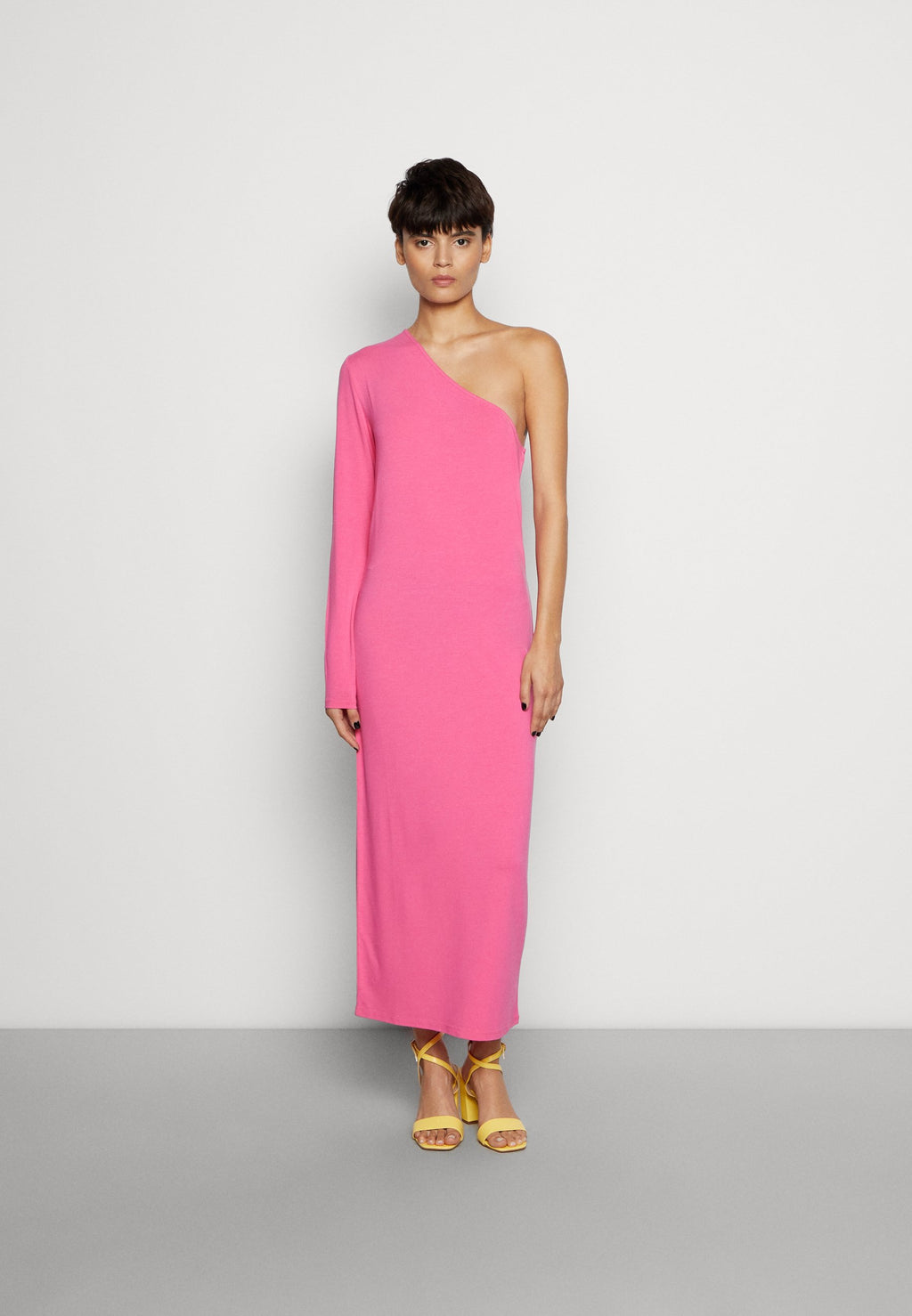 NU-IN  ASYMMETRICAL SLEEVE MIDI DRESS
