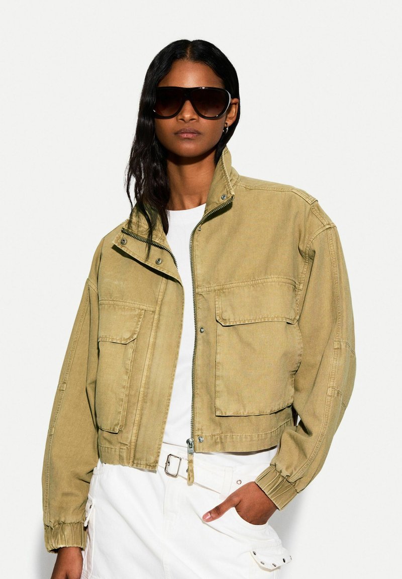 PATCH POCKETS Media 1
