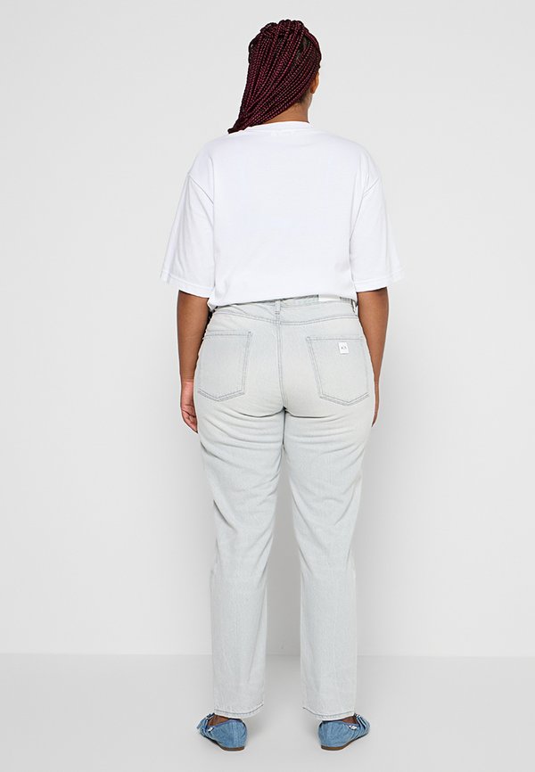 Armani Exchange