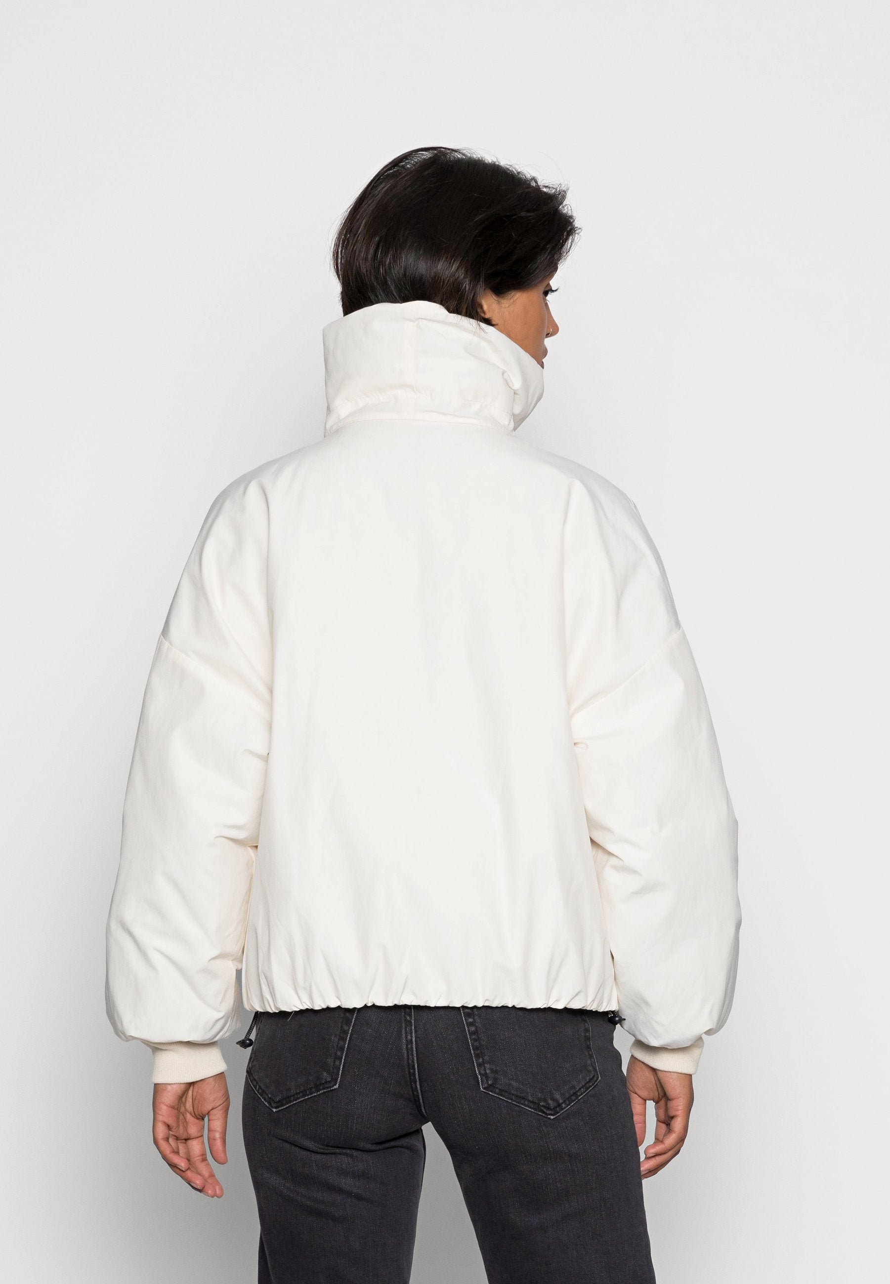Levi's® PILLOW PUFF