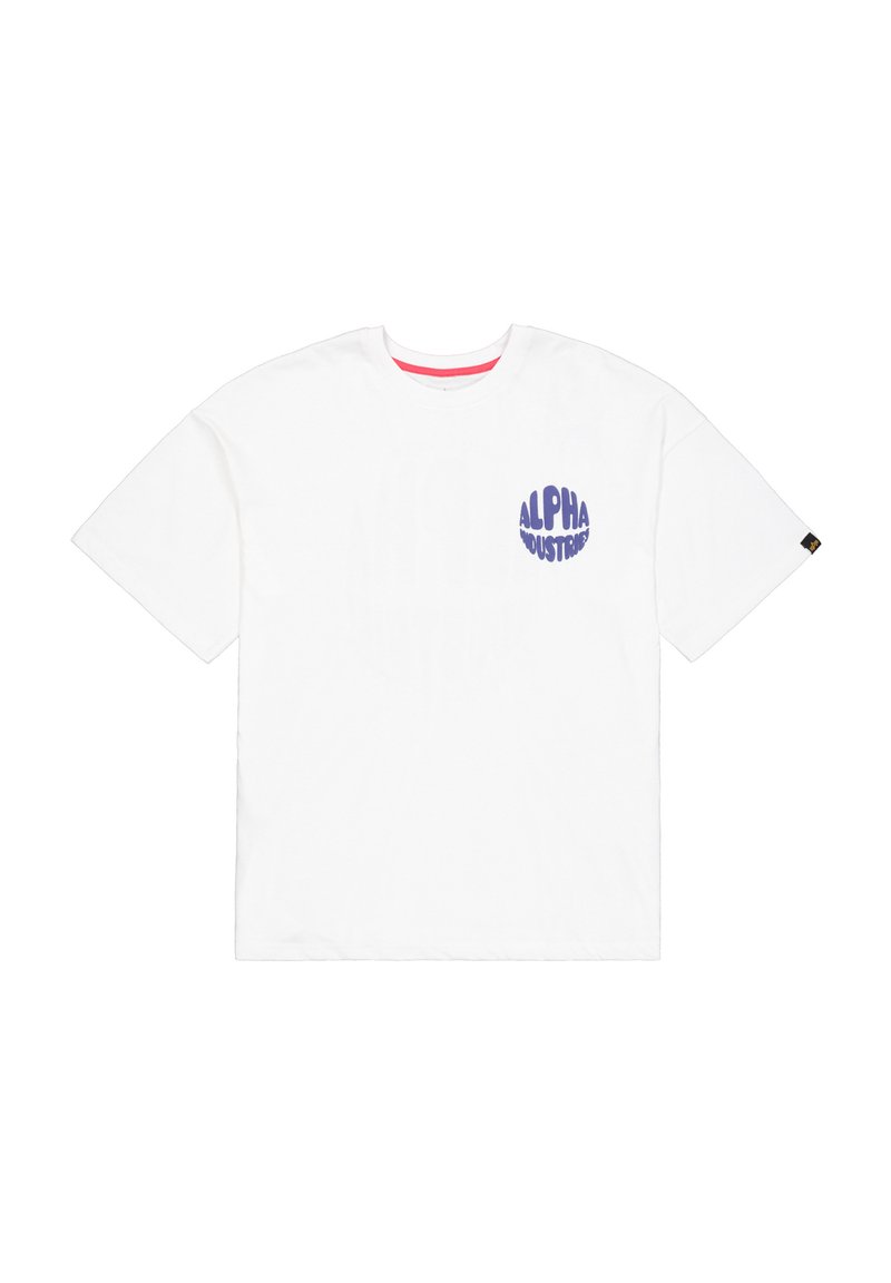 Weißes Baumwoll-T-Shirt mit kurzen Ärmeln, rundem Halsausschnitt und einem lila "ALPHA INDUSTRIES"-Druck auf der Vorderseite. Besitzt einen kontrastierenden Innenkragen.