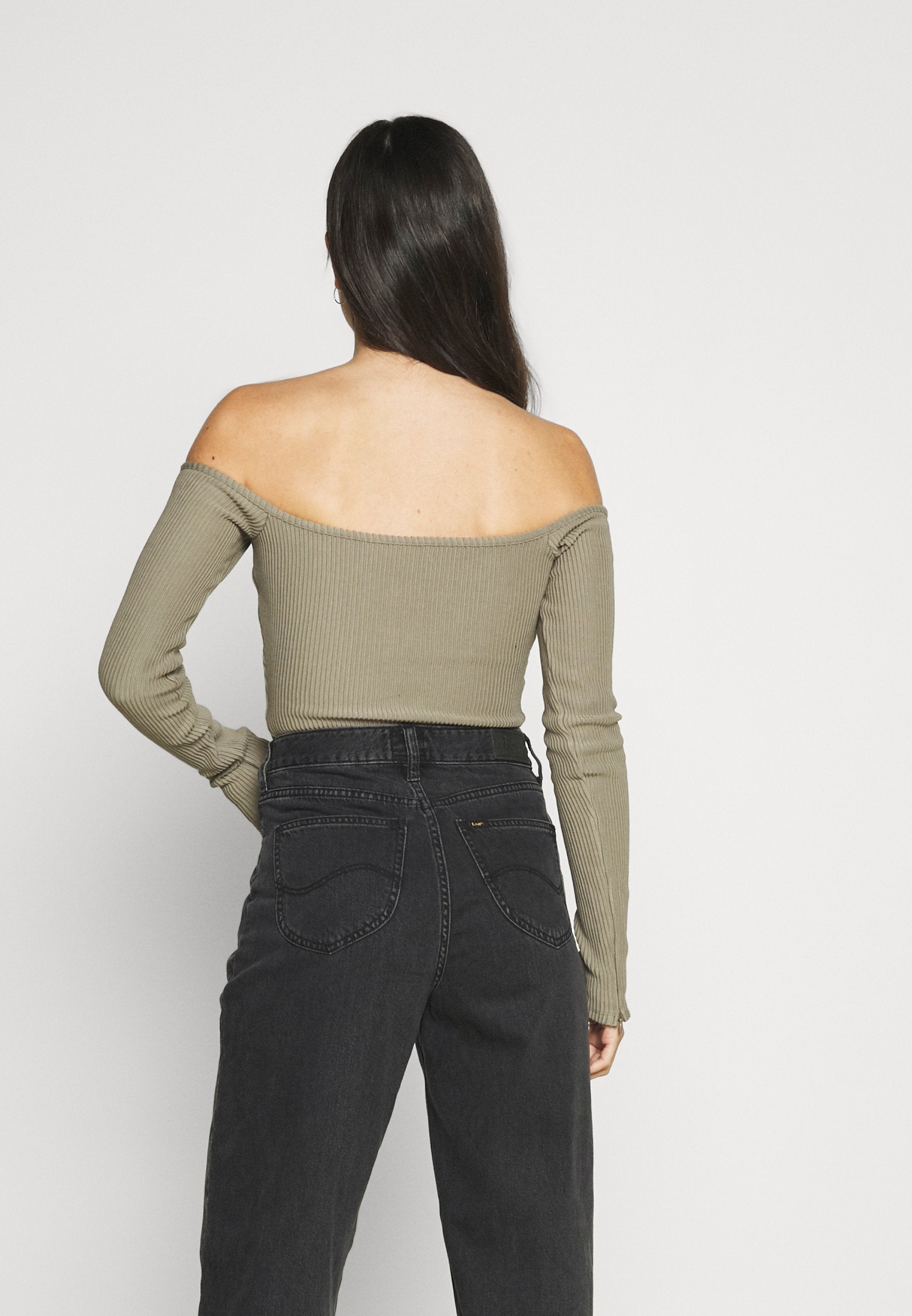 Good American HALF ZIP BODY