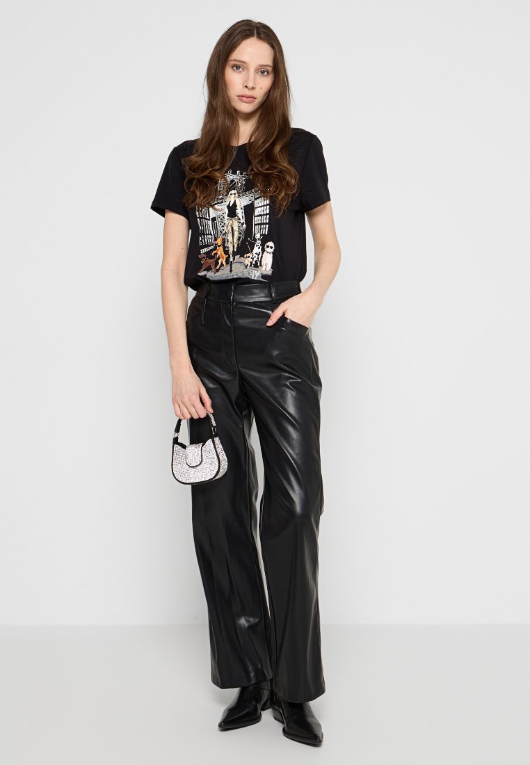 DKNY FLARED FIT