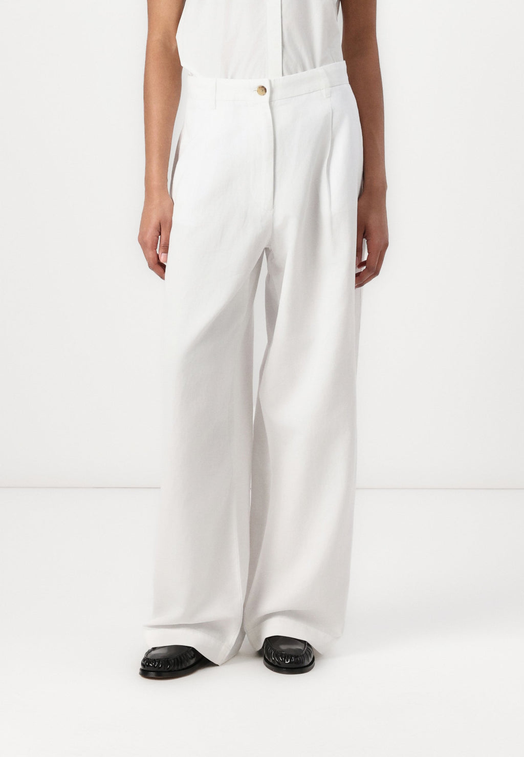 WIDE LEG PANT Media 3