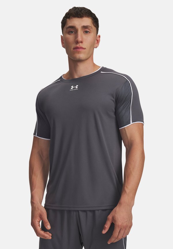 Under Armour CHALLENGER TRAIN - Sports T-shirt - castlerock/white