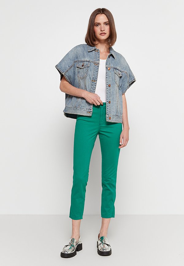 Armani Exchange