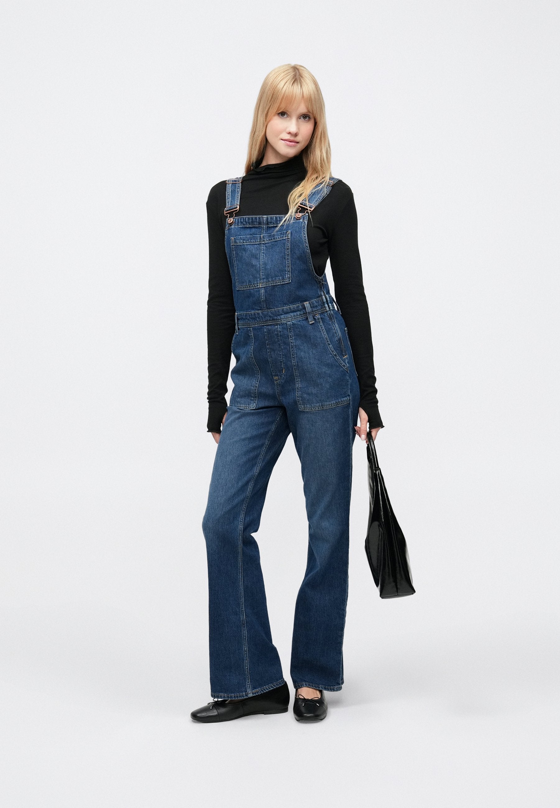 GAP LONG AND LEAN OVERALL JACKSON