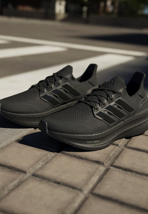 adidas Performance ULTRABOOST 5
