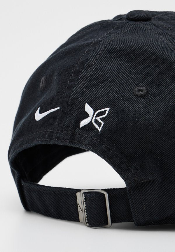 Nike Performance