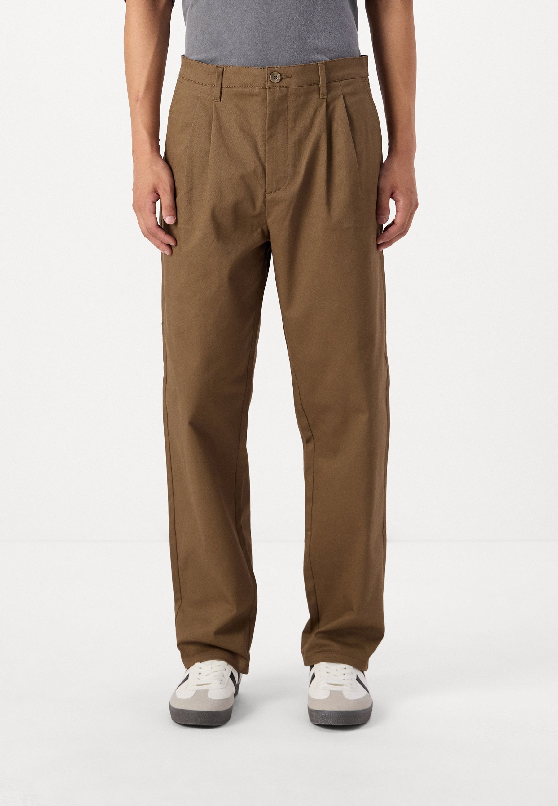 ONSPALE LOOSE PLEAT PANT  Media 3