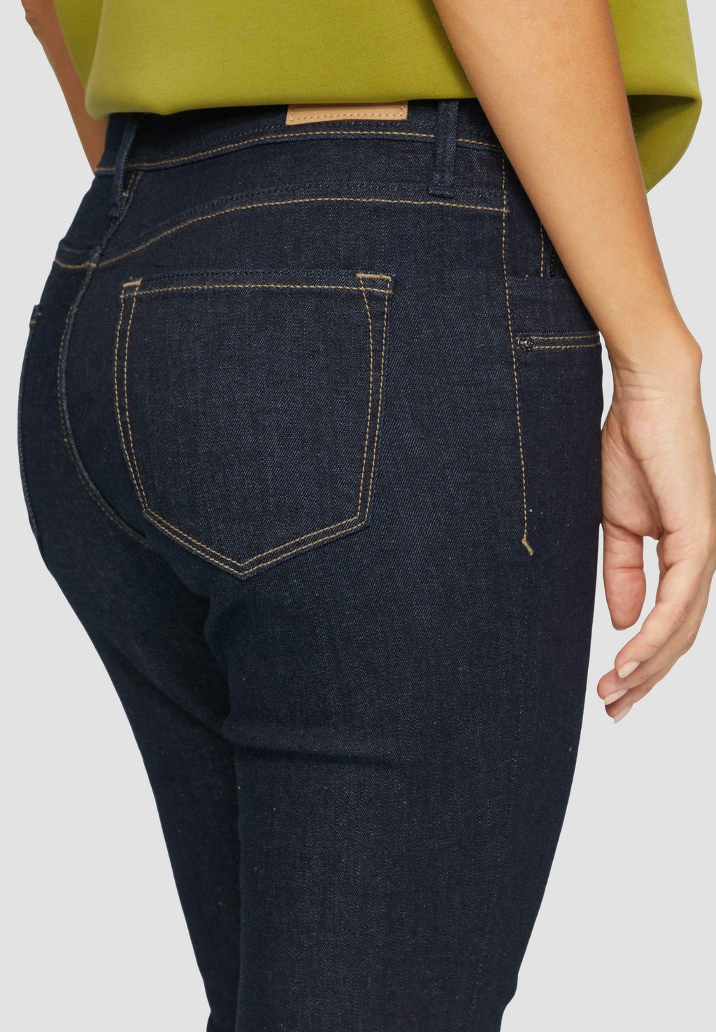 SLIM FIT Media 4