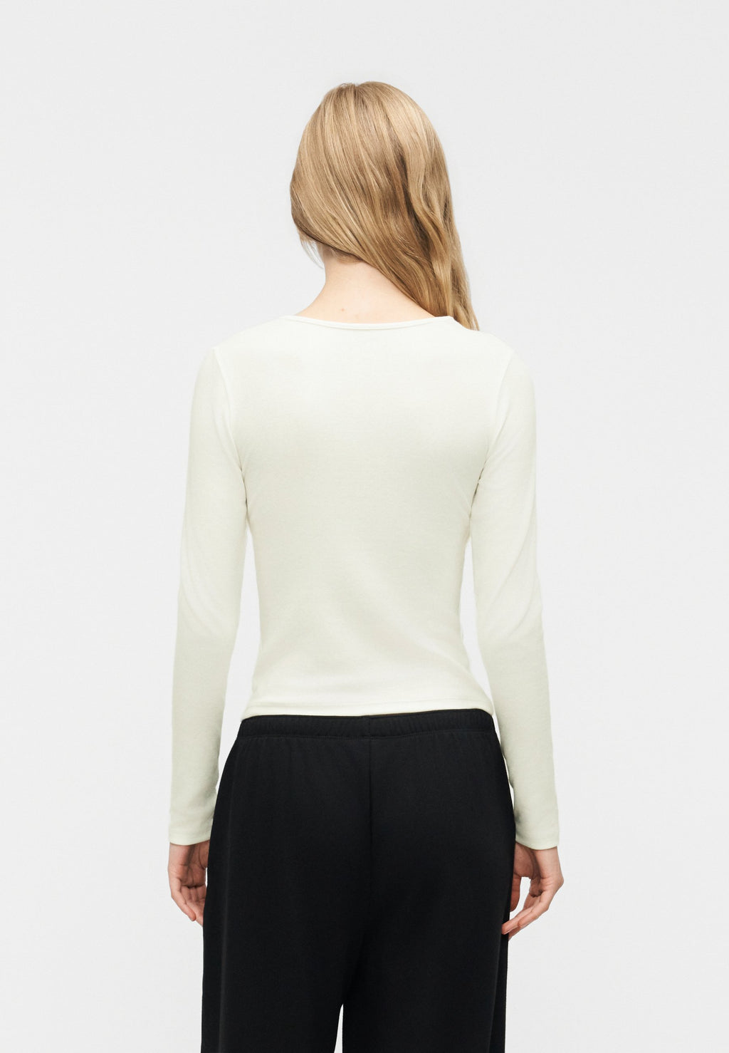 GAP LOGO CUT OUT TEE