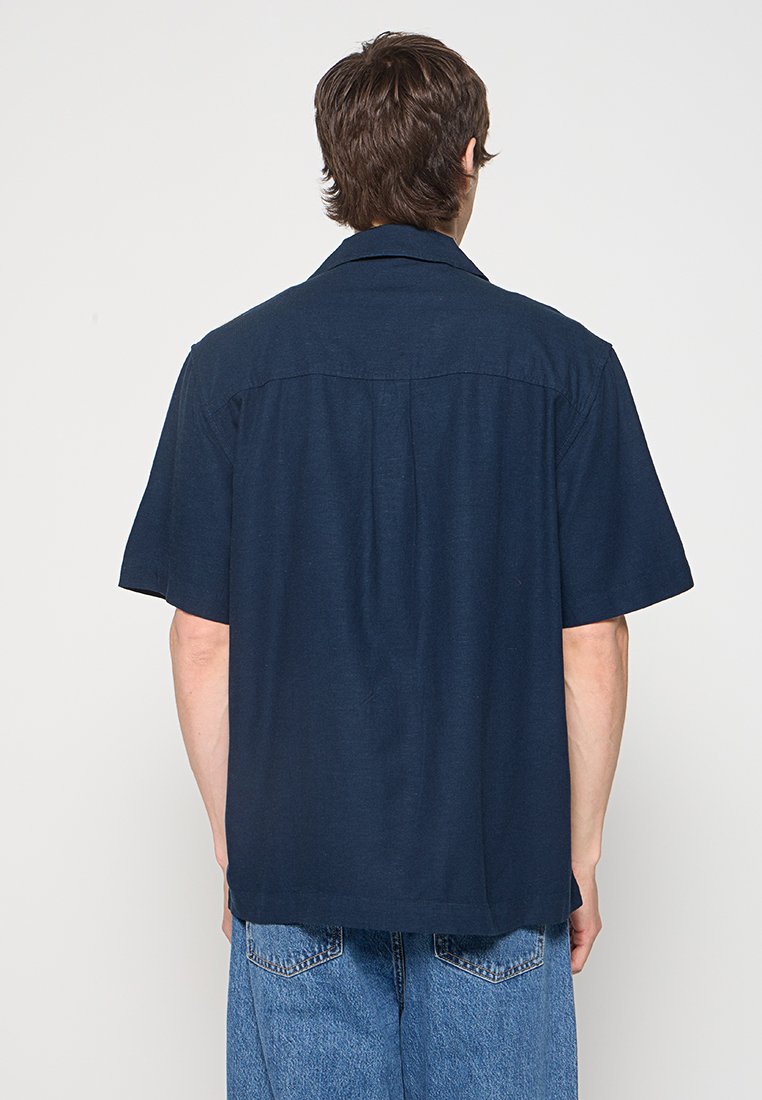 Lyle & Scott