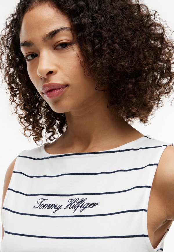 Tommy Hilfiger CLASSIC SCRIPT BOAT