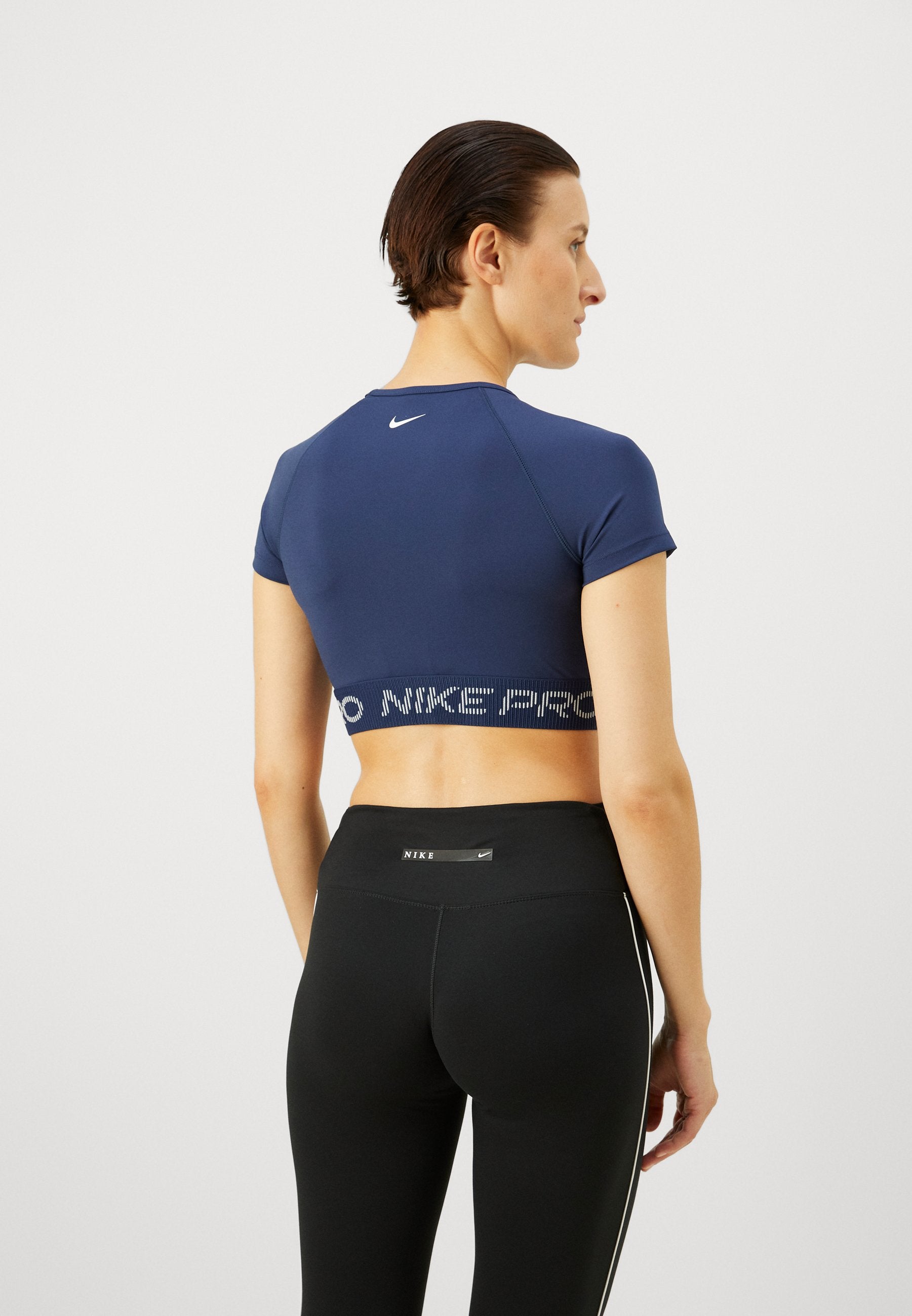 Nike Performance