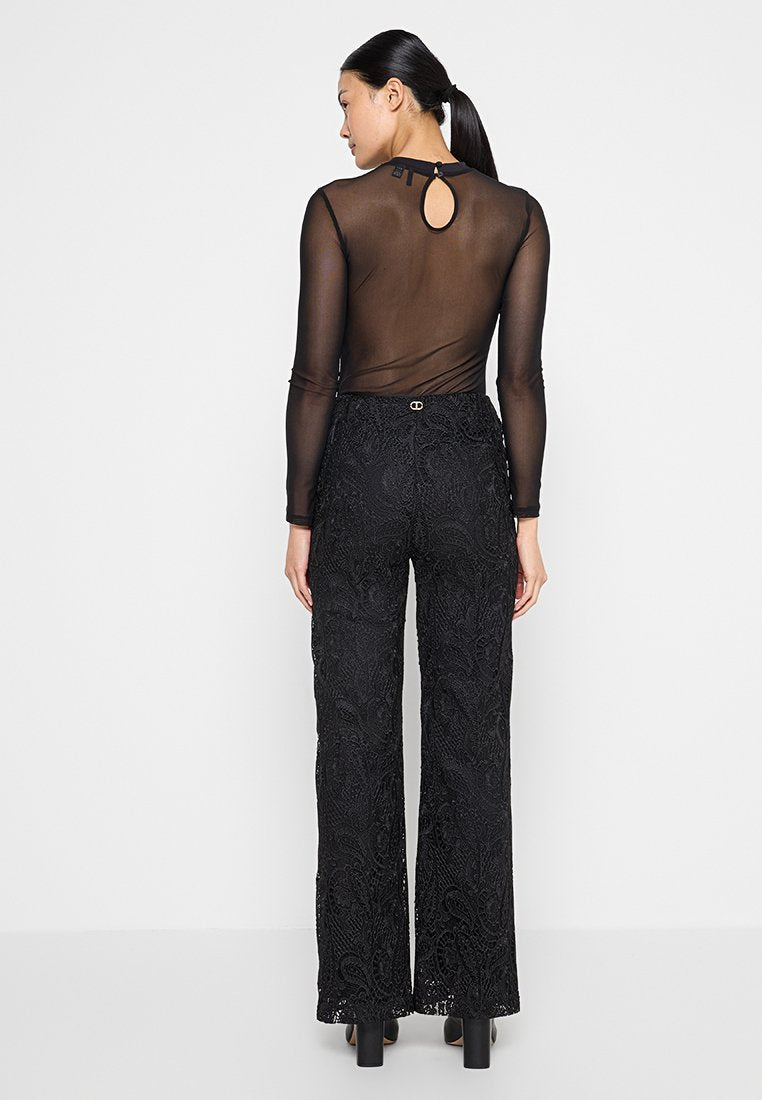 TWINSET