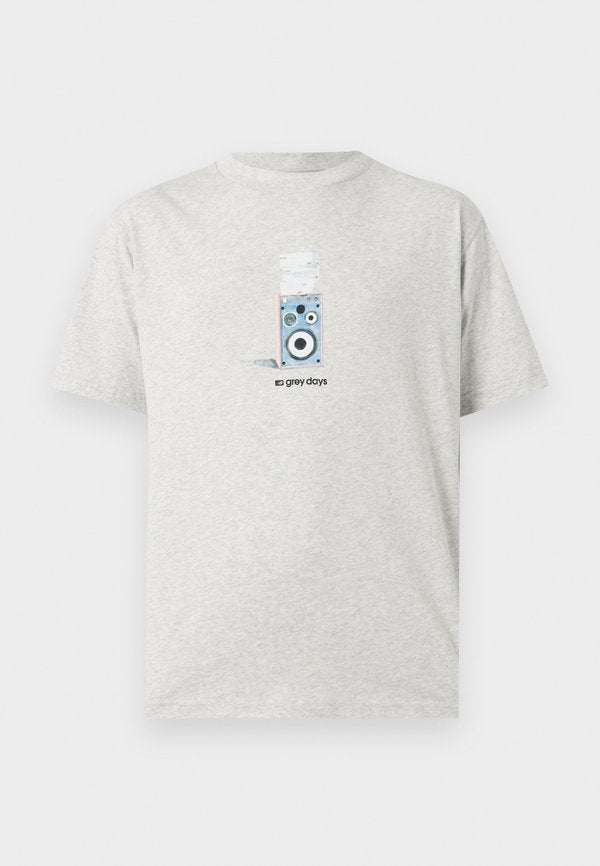 New Balance SPEAKER UNISEX - Print T-shirt - grey