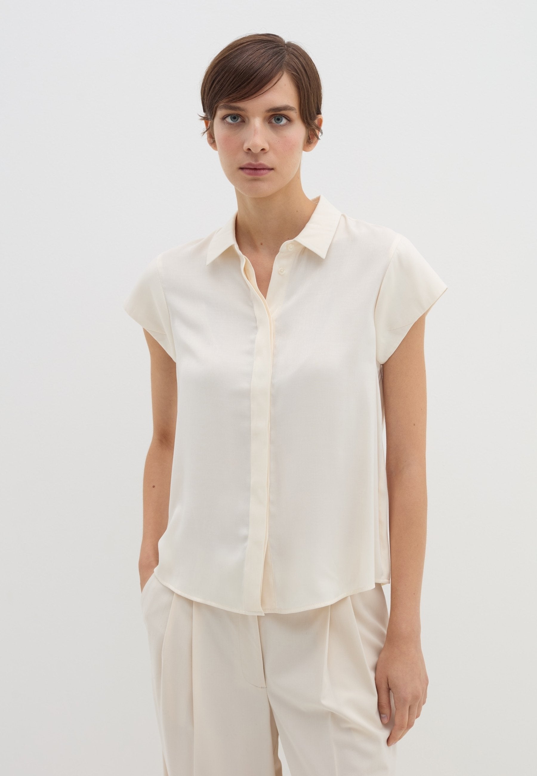Stefanel WITH SHORT SLEEVES