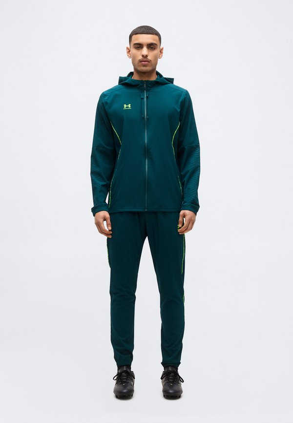 Under Armour CHALLENGER PRO - Tracksuit - arden green/hyper green