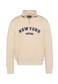 Beiger Sweatshirt mit einem Viertelreißverschluss, auf dem "NEW YORK" und "SCHOTT" in Marineblau gedruckt sind. Weicher Stoff und gerippte Bündchen am Saum und an den Ärmeln.
