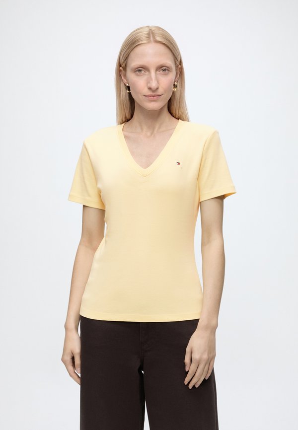 Tommy Hilfiger CODY  - Basic T-shirt - frozen custard new size