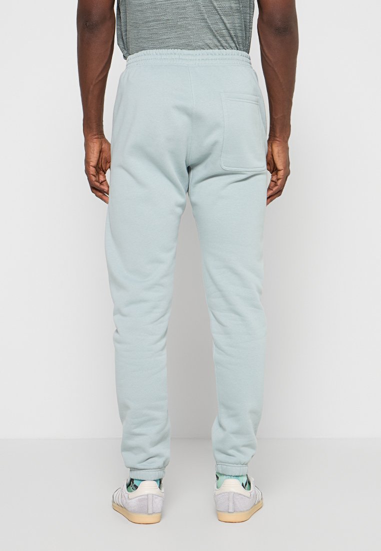 adidas Sportswear REGULAR FIT