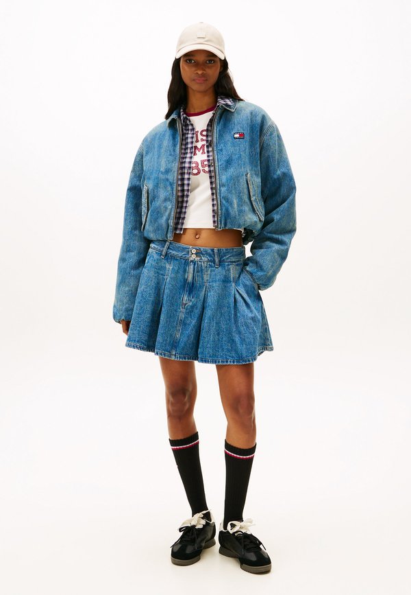 Tommy Jeans RELAXED PADDED DENIM HARRINGTON JACKET
