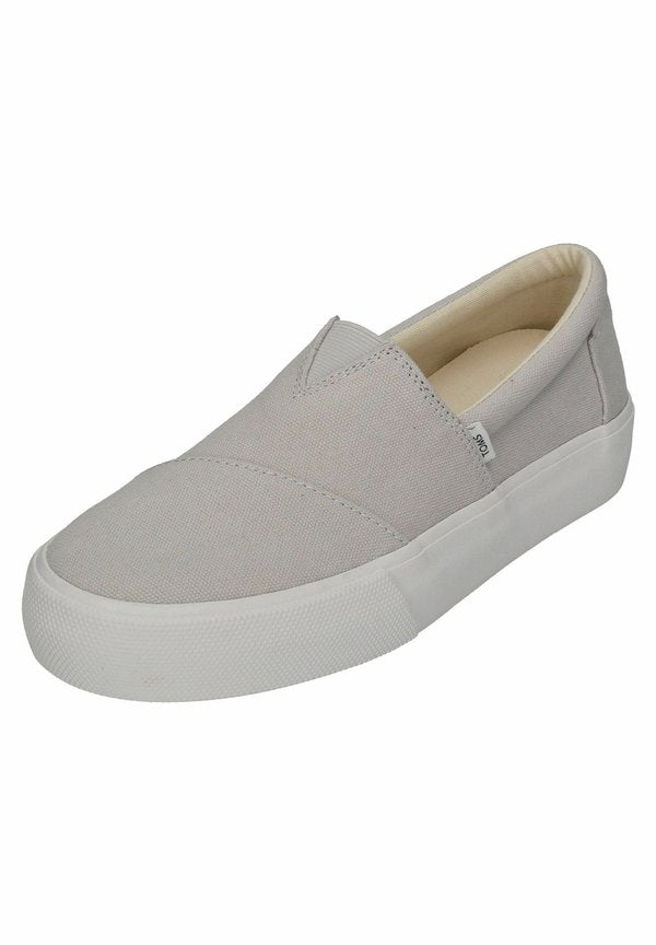 TOMS FENIX