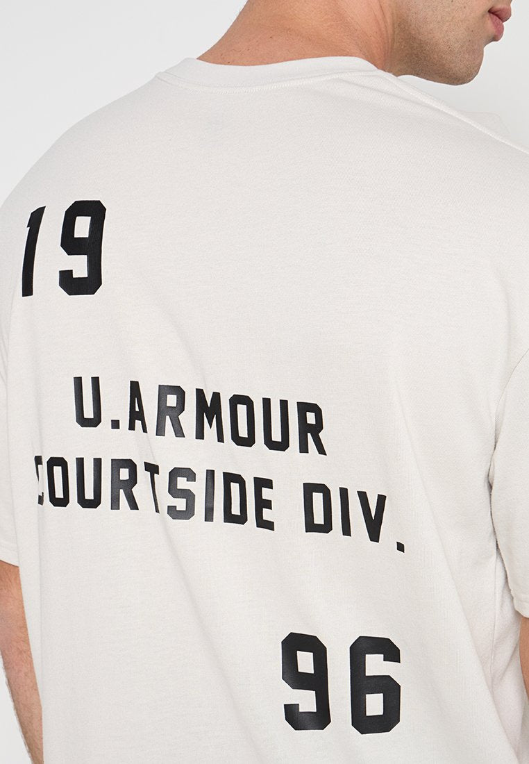 Under Armour LOOSE FIT