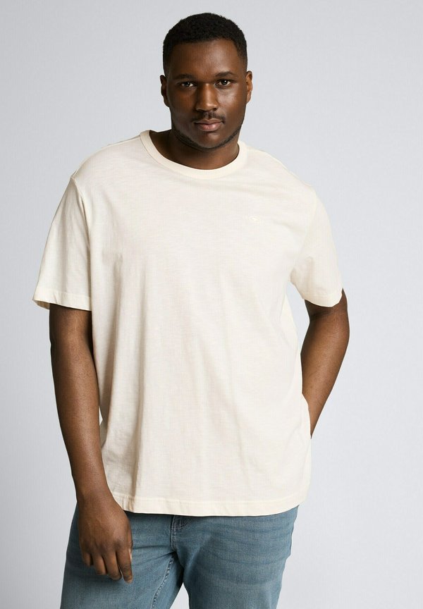 TOM TAILOR PLUS SIZE  - Basic T-shirt - gardenia white