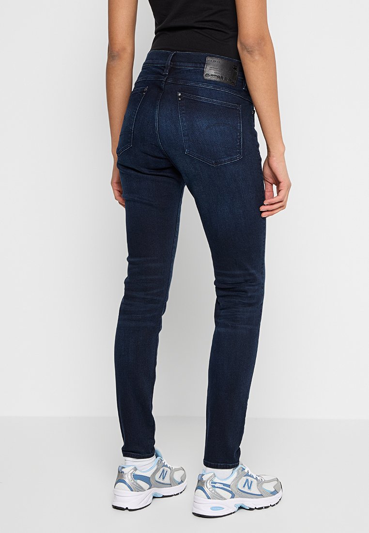 LHANA SUPER SKINNY Media 3