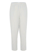 Leichte, atmungsaktive Hose mit einem blauen und cremefarbenen vertikalen Streifenmuster, elastischem Bund und cropped Länge.