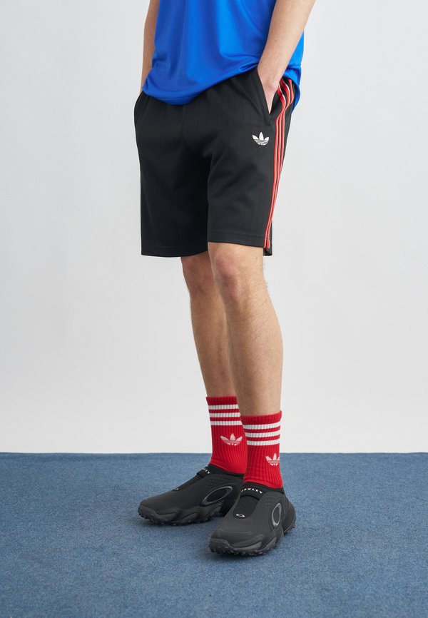 adidas Originals FIREBIRD - Tracksuit bottoms - black