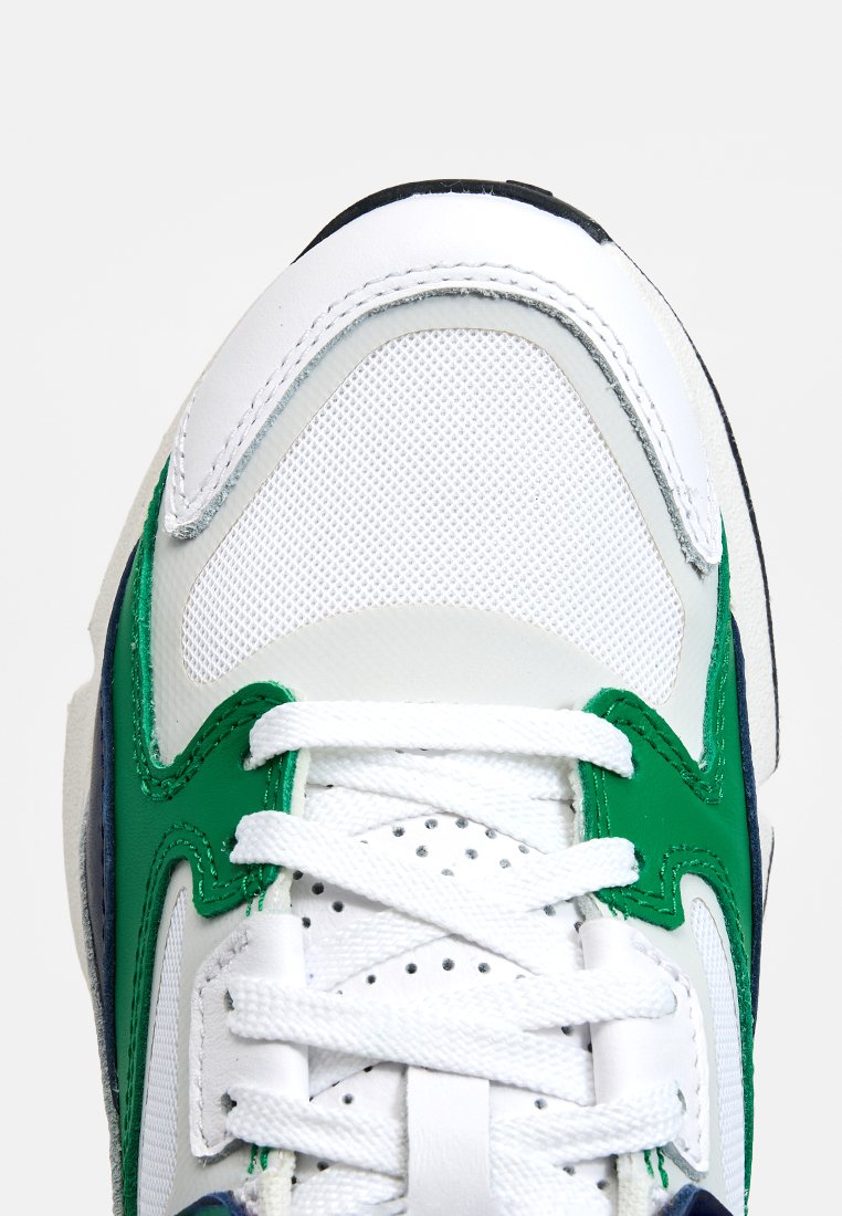 Under Armour FORGE 96