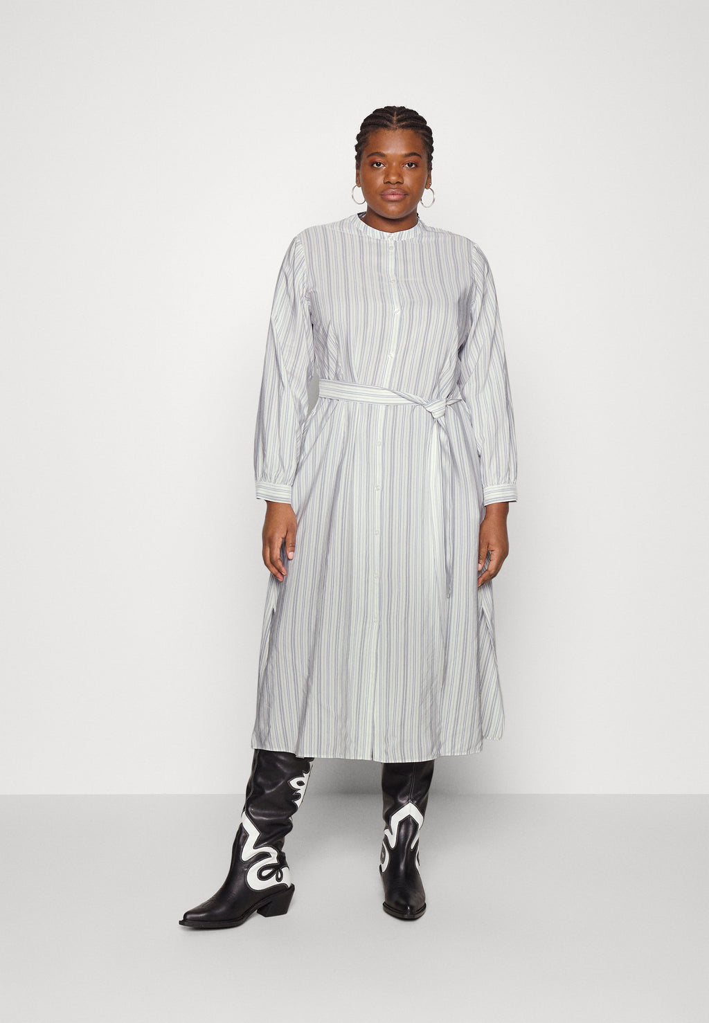 STRIPE SHIRT DRESS Media 3