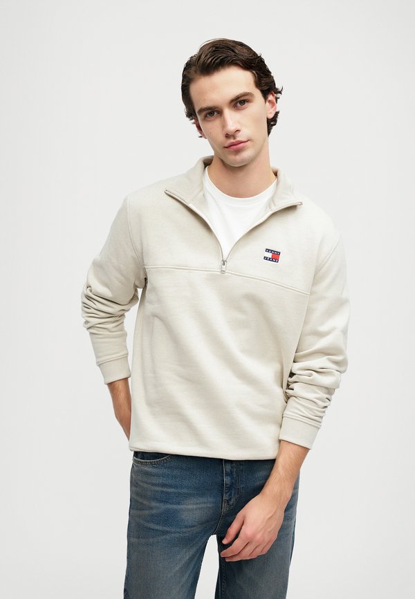 Tommy Jeans REGULAR FIT