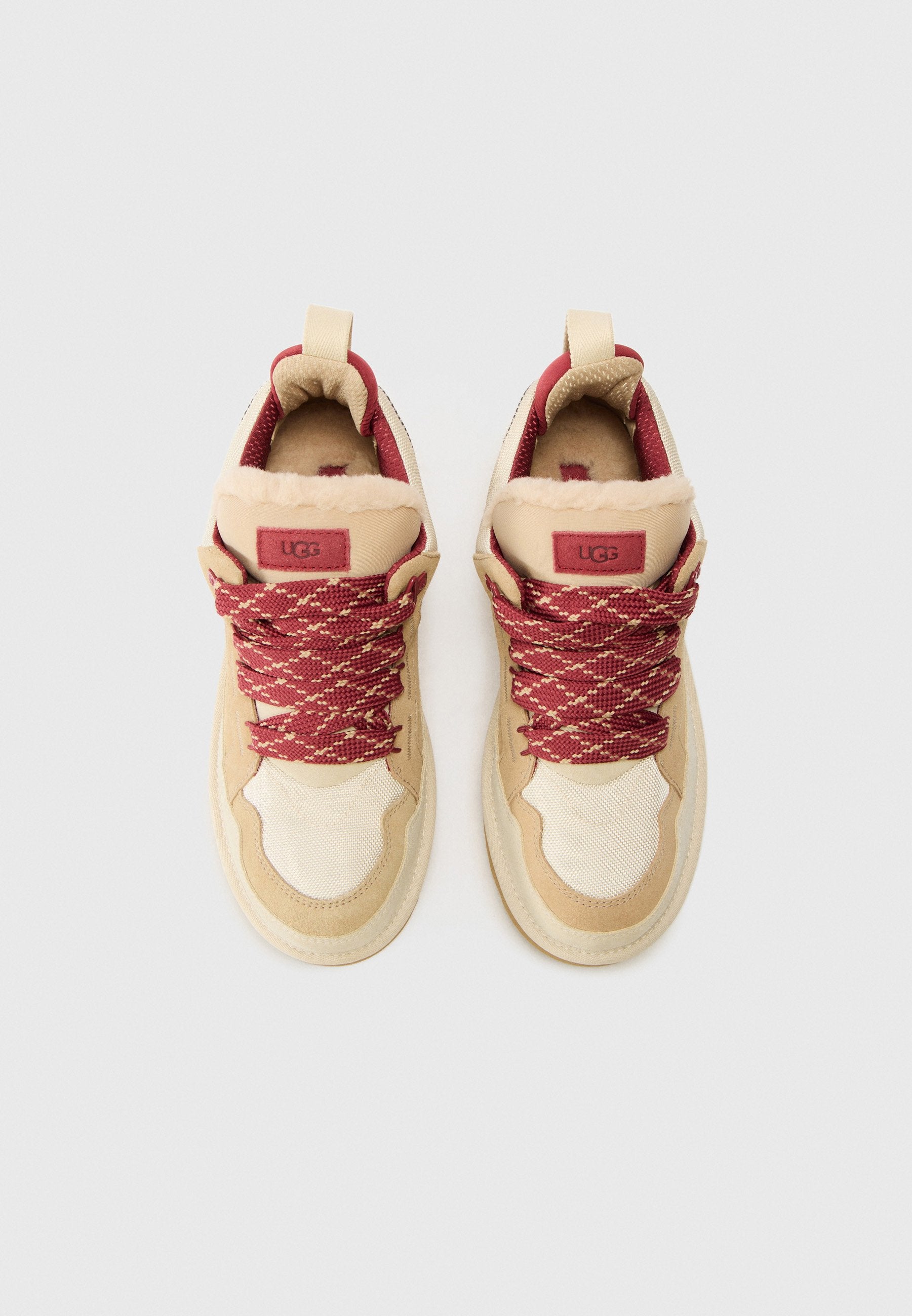 UGG LOWMEL