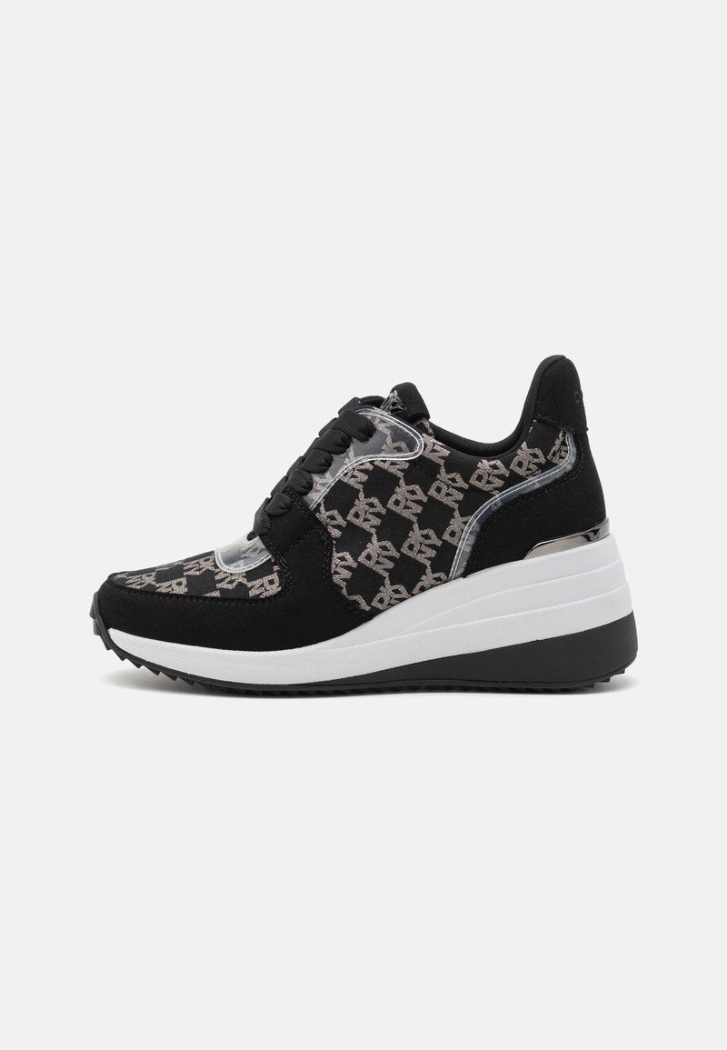 KAMAY WEDGE  Media 1