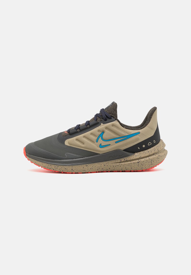 AIR WINFLO 9 SHIELD - Nike Performance - View 1
