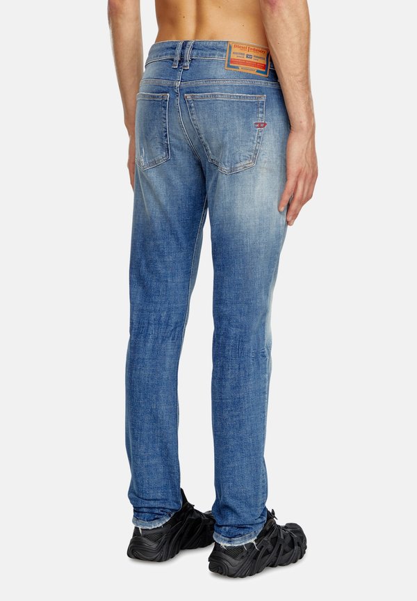 Diesel SLEENKER